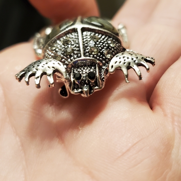 New Abalone Shell Pin Brooch. - Picture 15 of 16